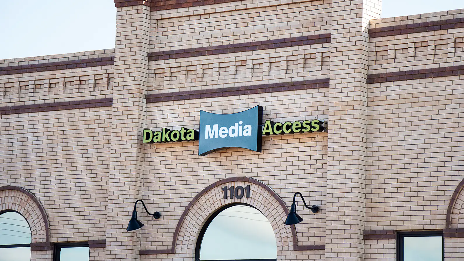 DMA building logo sign